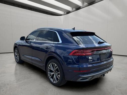 Navarra Blue Metallic 2021 Audi Q8 55 Premium Plus