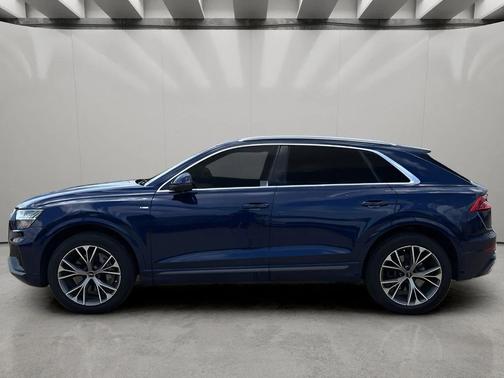 Navarra Blue Metallic 2021 Audi Q8 55 Premium Plus