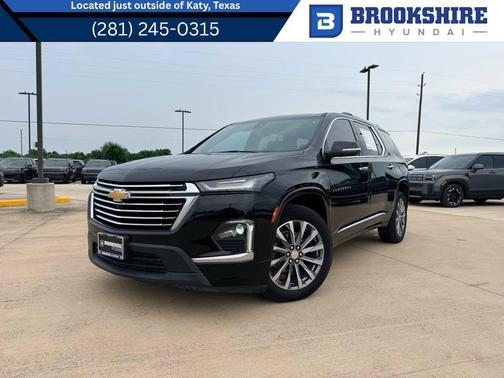 Mosaic Black Metallic 2023 Chevrolet Traverse Premier