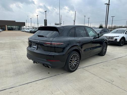 2020 Porsche Cayenne S