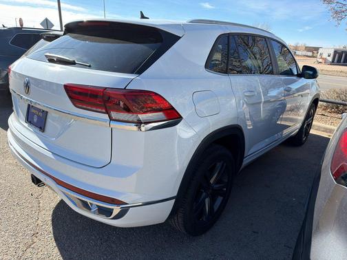 2021 Volkswagen Atlas Cross Sport 3.6L V6 SE w/Technology R-Line