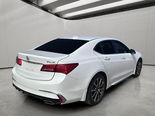 Bellanova White Pearl 2018 Acura TLX Technology