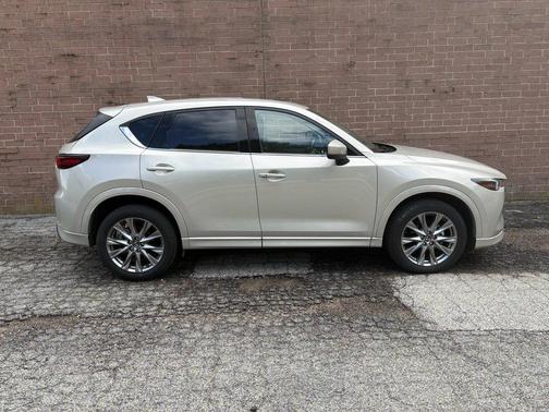 Platinum Quartz Metallic 2024 Mazda CX-5 2.5 S Premium Plus Package
