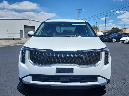 Snow White Pearl 2026 Kia Carnival Hybrid EX
