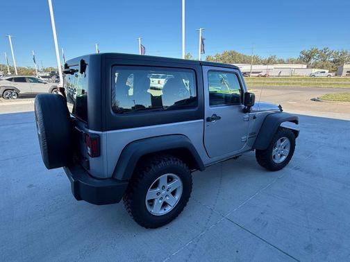 2016 Jeep Wrangler Sport