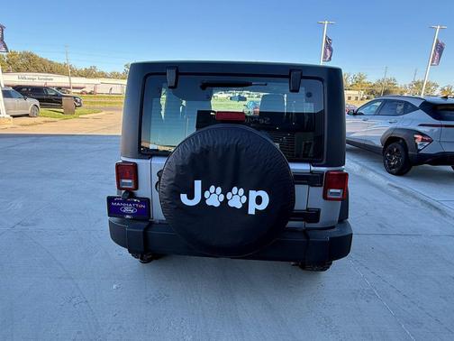 2016 Jeep Wrangler Sport