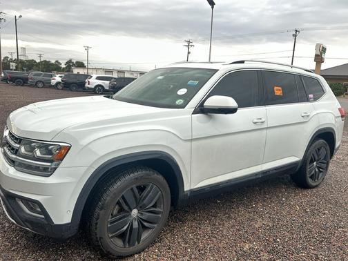 2018 Volkswagen Atlas 3.6L SEL Premium