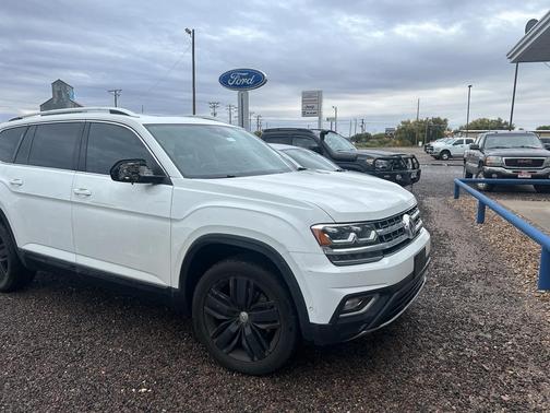 2018 Volkswagen Atlas 3.6L SEL Premium