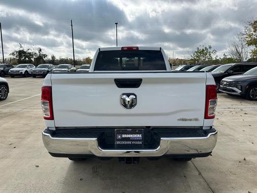 2024 RAM 2500 Tradesman Crew Cab 4x4 6'4' Box