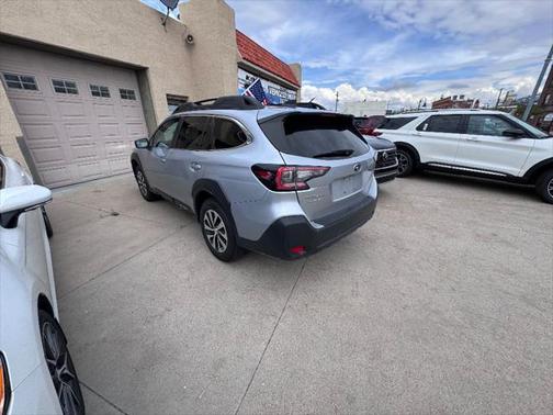 2024 Subaru Outback Premium