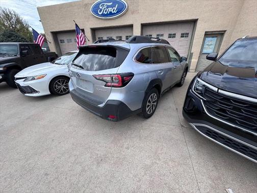 2024 Subaru Outback Premium