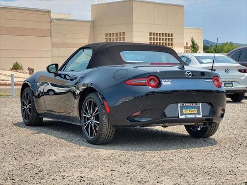 2025 Mazda MX-5 Miata Grand Touring