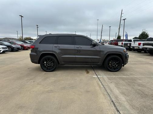 2020 Jeep Grand Cherokee Altitude