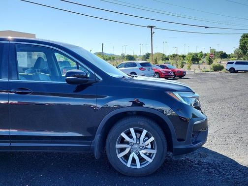 Crystal Black Pearl 2019 Honda Pilot EX-L