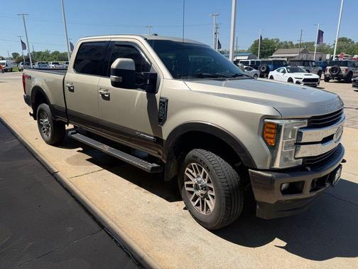 WHITE GOLD 2017 Ford F-250 King Ranch