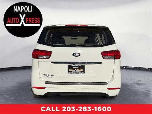 2016 Kia Sedona L