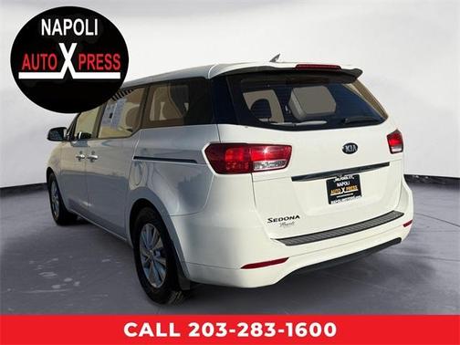 2016 Kia Sedona L