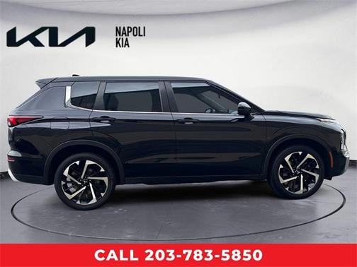 2022 Mitsubishi Outlander SE