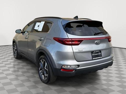 2022 Kia Sportage EX