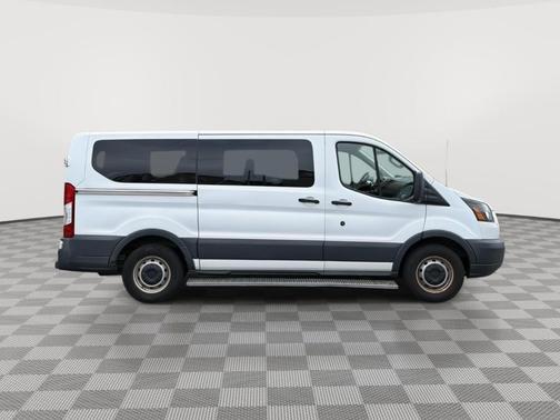 Ingot Silver Metallic 2016 Ford Transit-150 XL