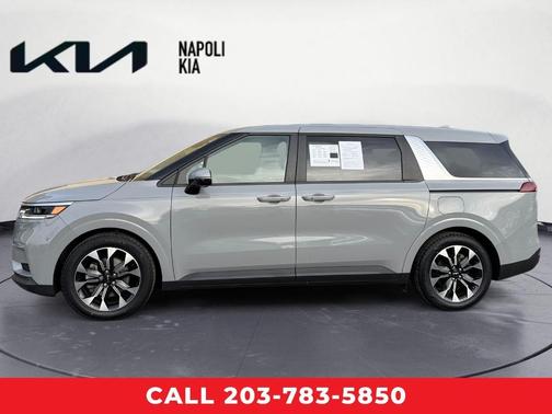 2023 Kia Carnival EX