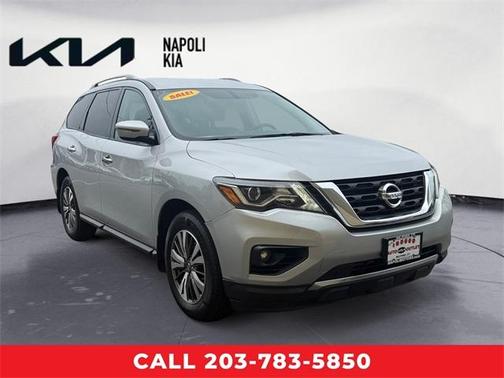 2017 Nissan Pathfinder SV