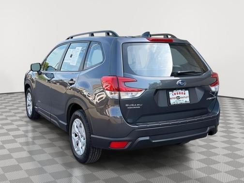 Magnetite Gray Metallic 2024 Subaru Forester