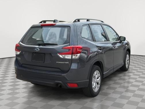 Magnetite Gray Metallic 2024 Subaru Forester