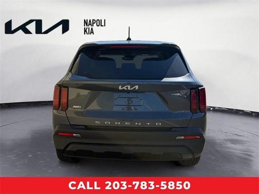 2022 Kia Sorento LX