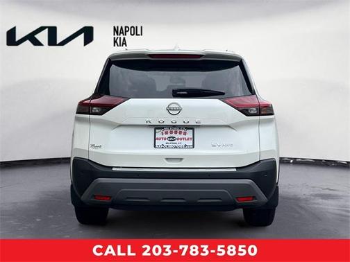 2022 Nissan Rogue SV