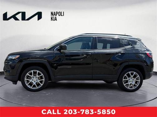 2022 Jeep Compass Latitude Lux