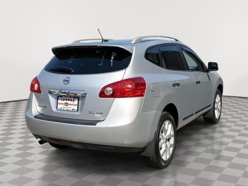 Brilliant Silver Metallic 2013 Nissan Rogue SV w/SL Pkg