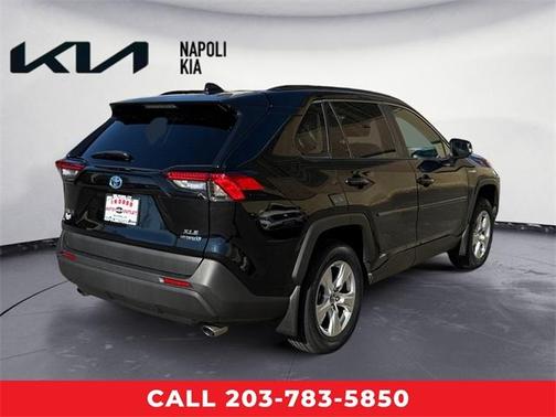 2021 Toyota RAV4 Hybrid XLE