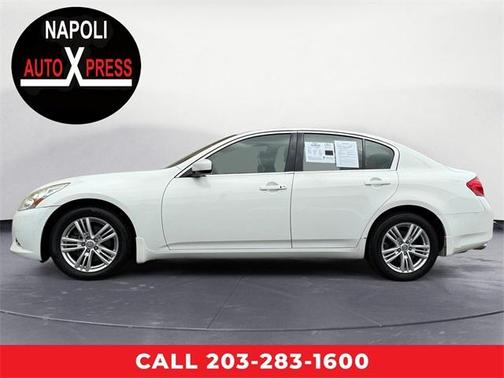 2013 INFINITI G37x Base