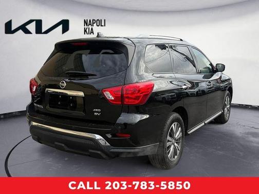 2019 Nissan Pathfinder SV