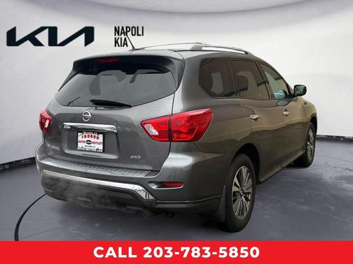 2017 Nissan Pathfinder S