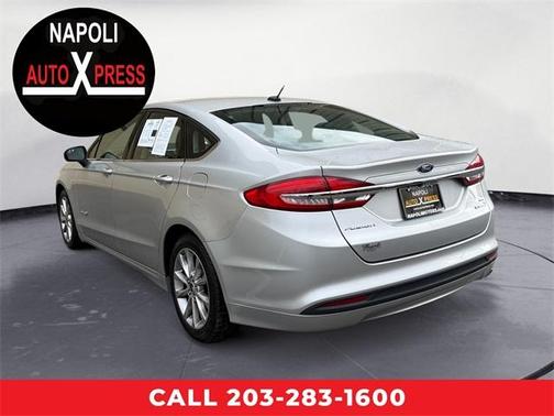 2017 Ford Fusion Hybrid SE