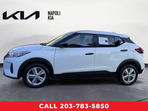 2022 Nissan Kicks S