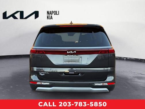 2023 Kia Carnival LX