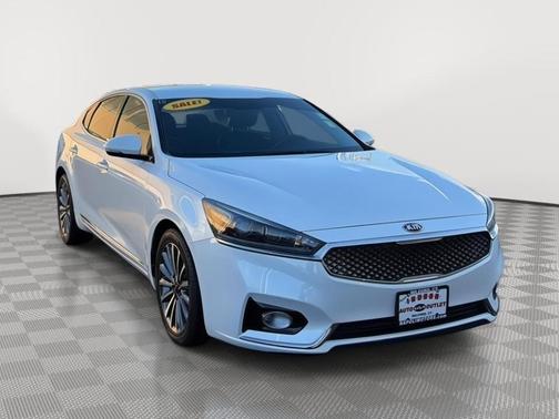 2018 Kia Cadenza Premium