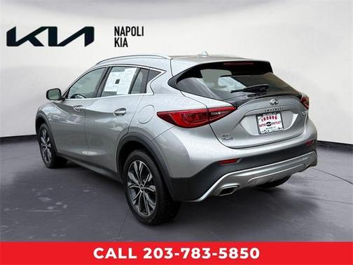 2018 INFINITI QX30 Luxury