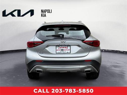 2018 INFINITI QX30 Luxury