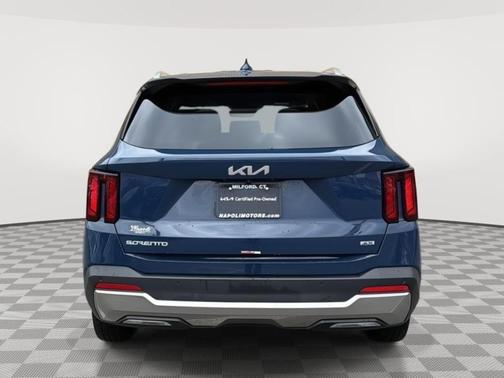 Midnight Black 2025 Kia Sorento S