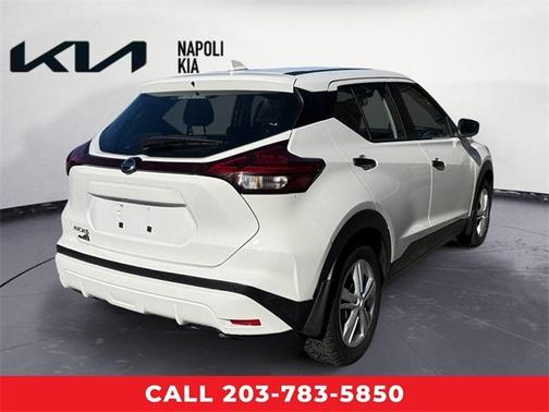 2021 Nissan Kicks S
