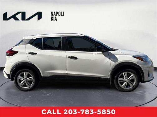 2021 Nissan Kicks S