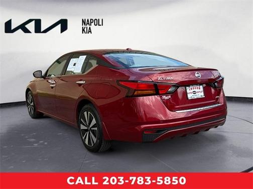 2022 Nissan Altima 2.5 SV
