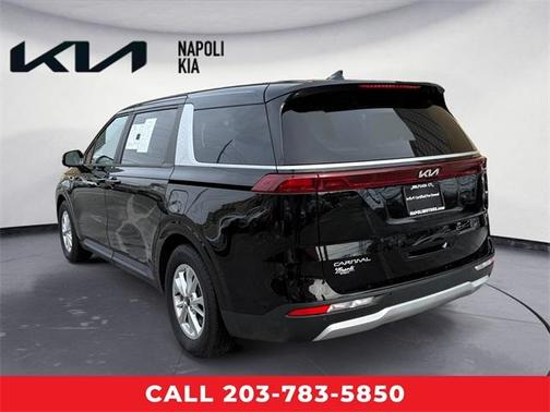 2023 Kia Carnival LX