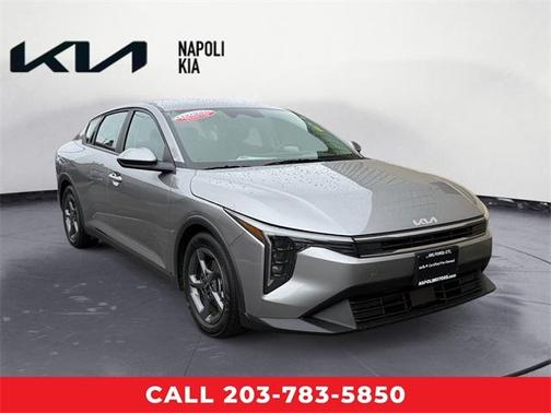 2025 Kia K4 LXS
