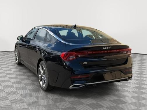 Ebony Black 2024 Kia K5 EX