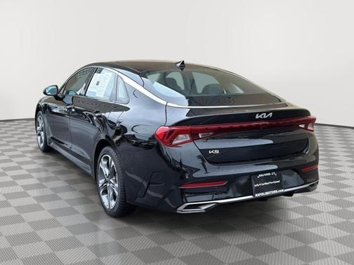 Ebony Black 2024 Kia K5 EX
